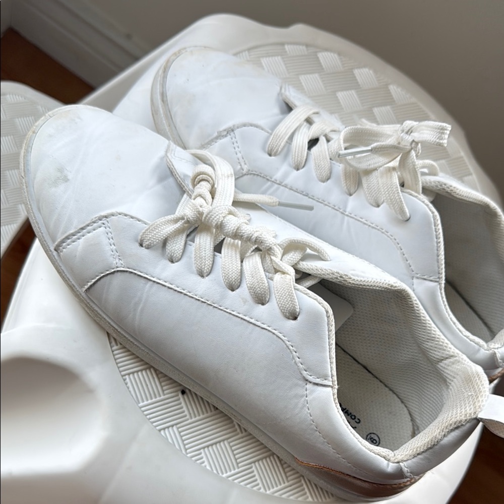 White Casual Sneakers